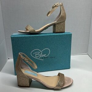Betsey Johnson Miri Ankle Strap Sandals Block Heels Shoes Gold Glitter Size 8